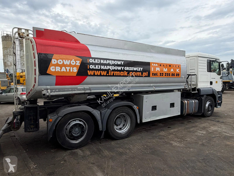 Camión MAN 26.350 Fuel Tank Truck 6x2 20.060...