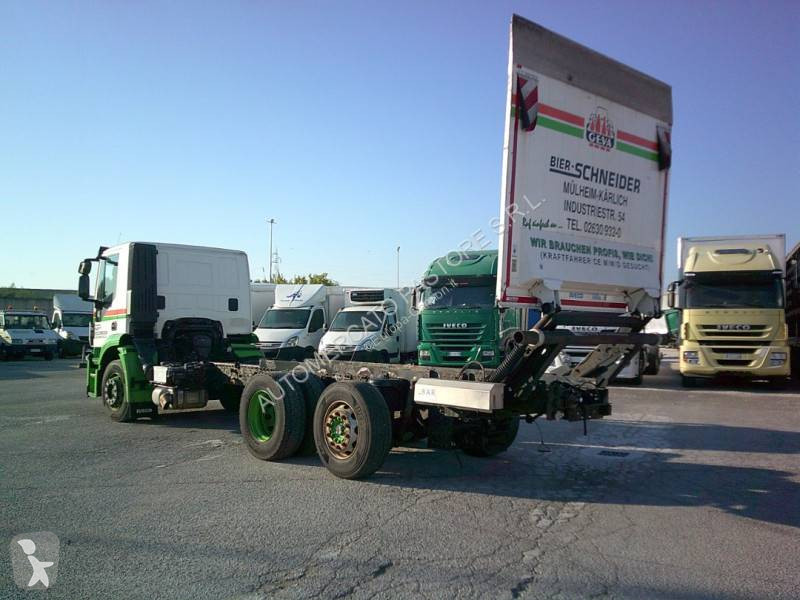 Camión Iveco 260 S 42