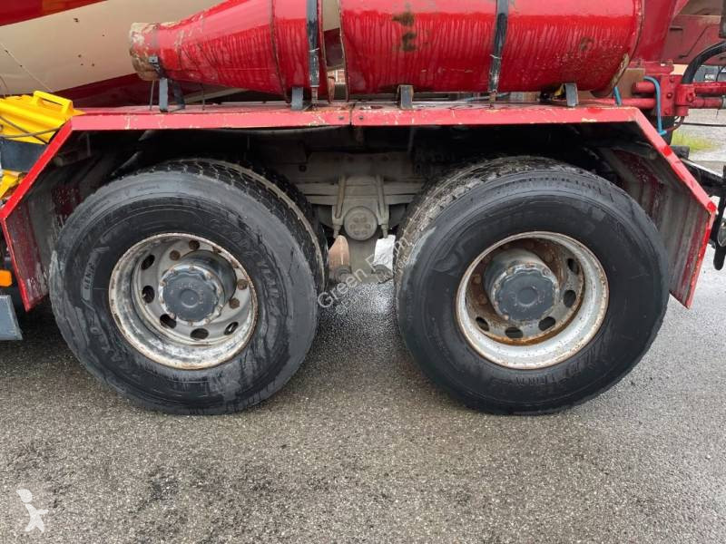 MAN 32.360 truck