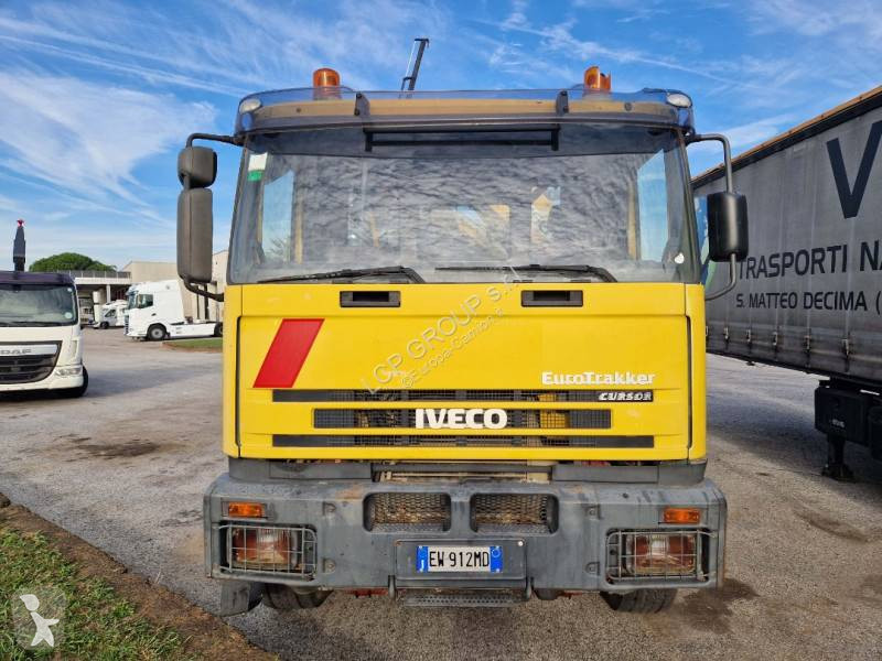 Iveco 260E31 truck