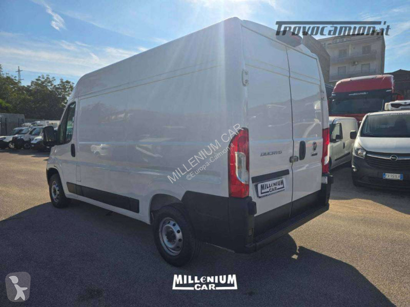 Lastbil Fiat 2023 L2H2 KM 91000 MULTIJET