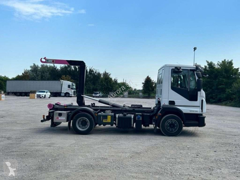 Camion Iveco 120EL22 CON SCARRABILE NUOVO