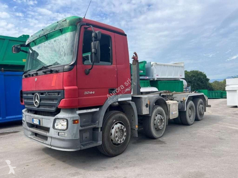 Camion Mercedes ACTROS 32.44