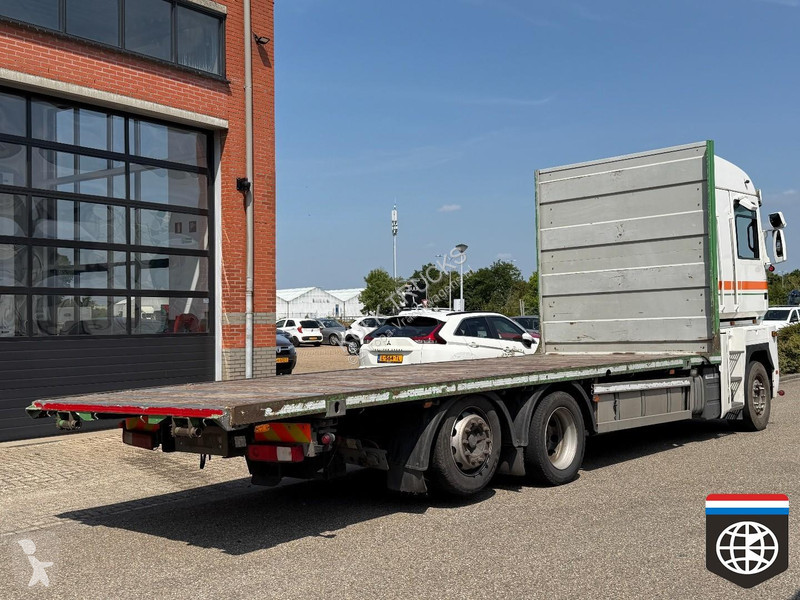 Камион Renault MAGNUM 520 Euro 5 - Open flatbed...