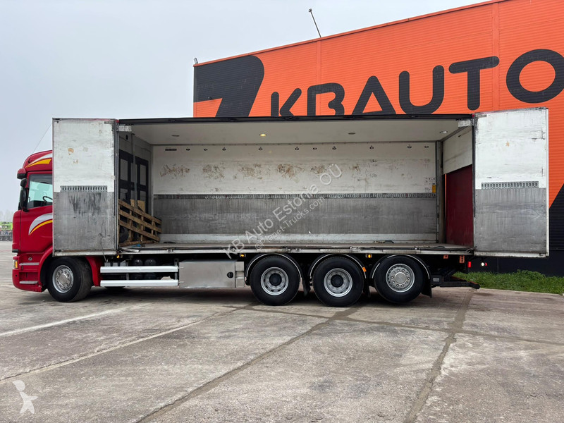 Camión Scania 490 8x4 OPENSIDE BOX