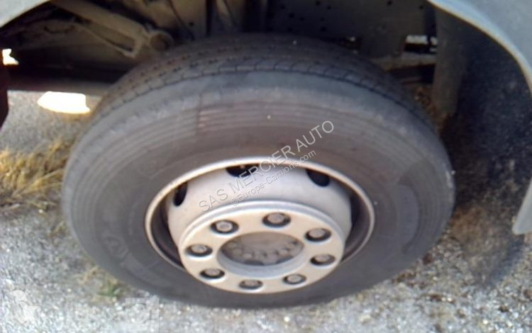Грузовик Mercedes