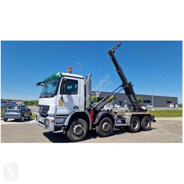 Kamion Mercedes 3241
