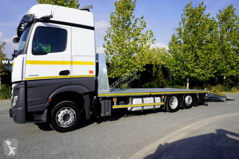 Mercedes 2542 truck