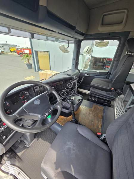 Lastbil Scania 360