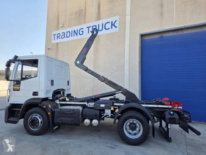Iveco 140 E 25 truck