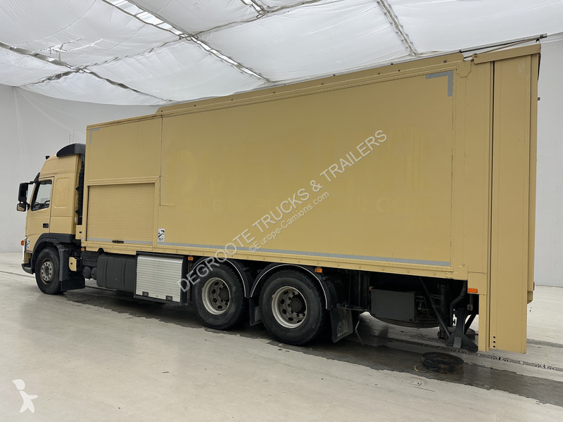 Kamion Volvo 340 - 6x4*