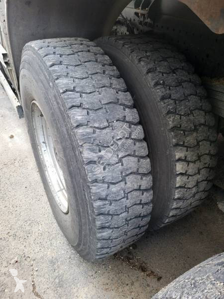 Kamion Mercedes 3243 KN