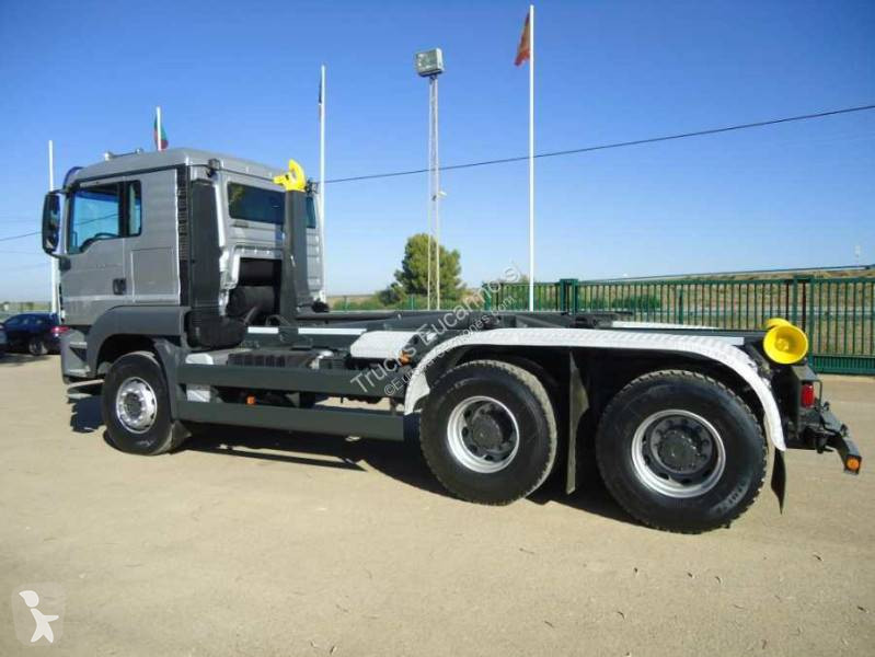 MAN 26.440 truck
