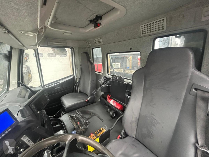 Iveco AD 190 S 33 K truck