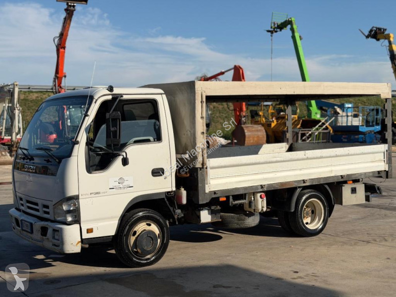 Lastbil Isuzu P35.Y07
