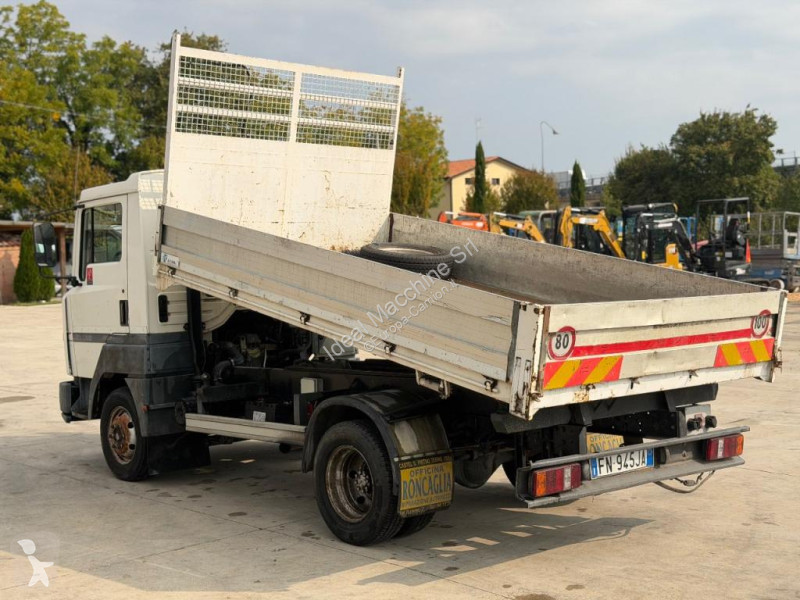 Nissan L50.099 truck