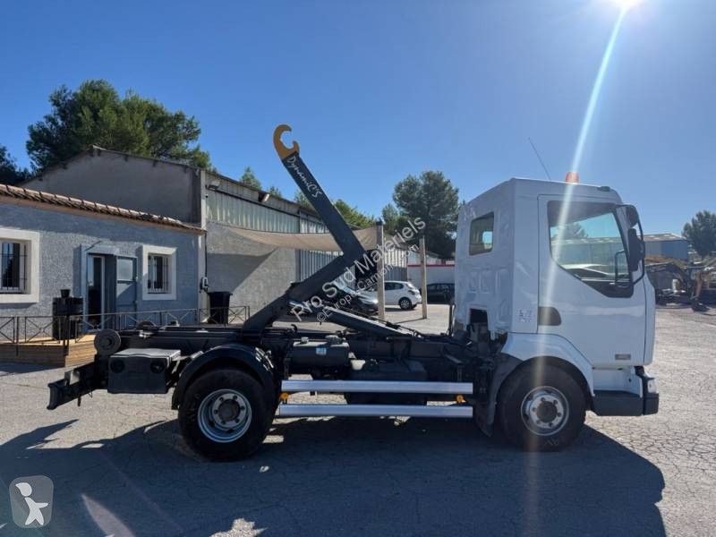 Renault 220 DCI truck
