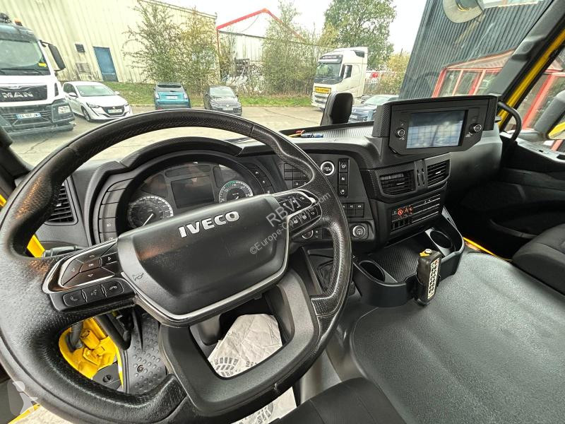 Kamion Iveco 400