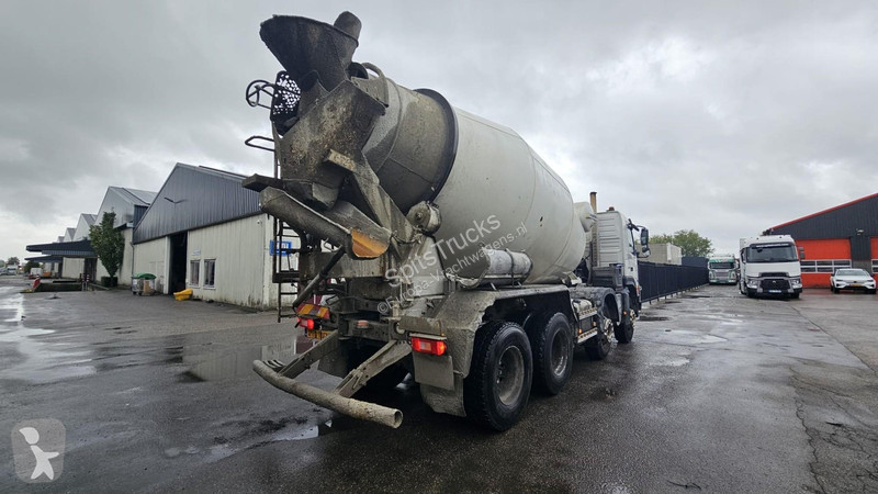 Volvo FM 370 Liebherr 9m3 truck