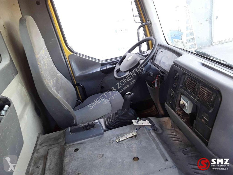 Renault 320 truck