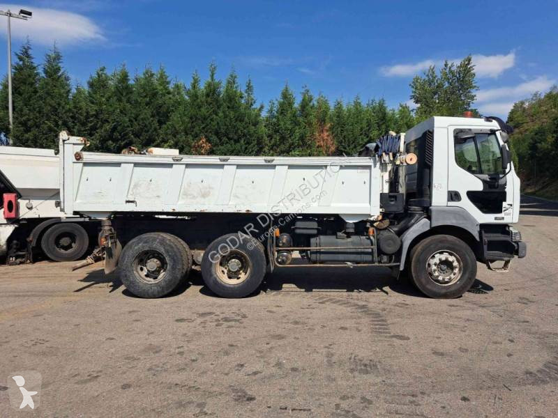 Renault 420.26 truck
