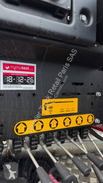 Kamion Mercedes 3243 KN