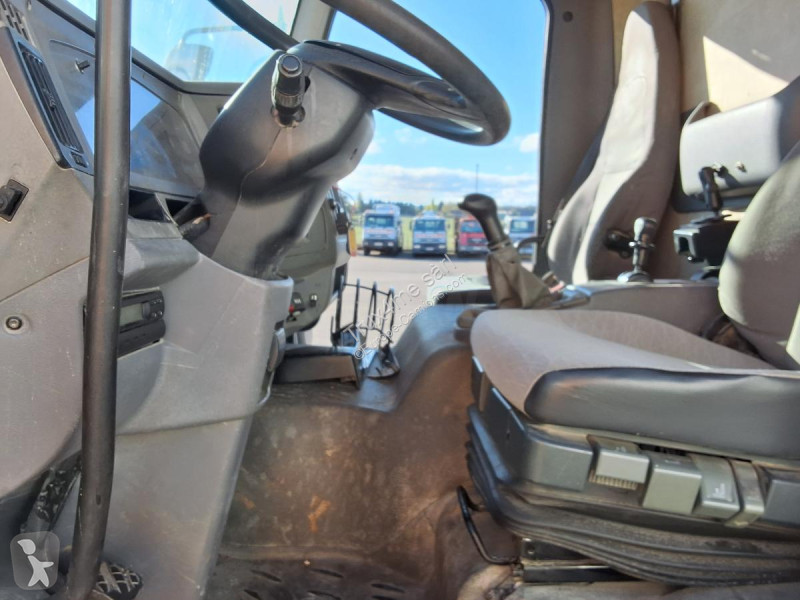 Renault 220 DCI truck