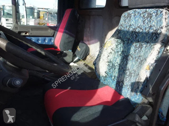 Kamion MAN 32.414 3 site tipper manule fuel pump
