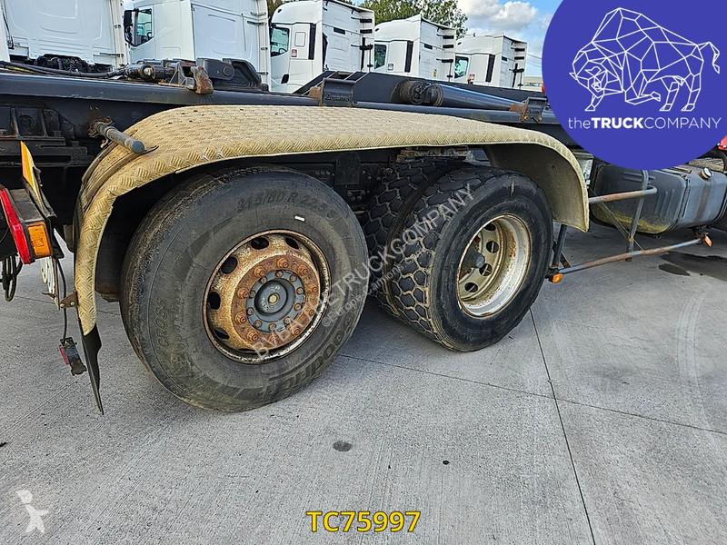 Scania 124 420 truck