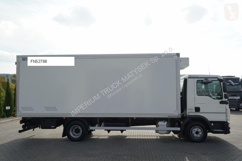 Kamion MAN TGL 10.180 / 4x2 / CHŁODNIA - 6,1 M...
