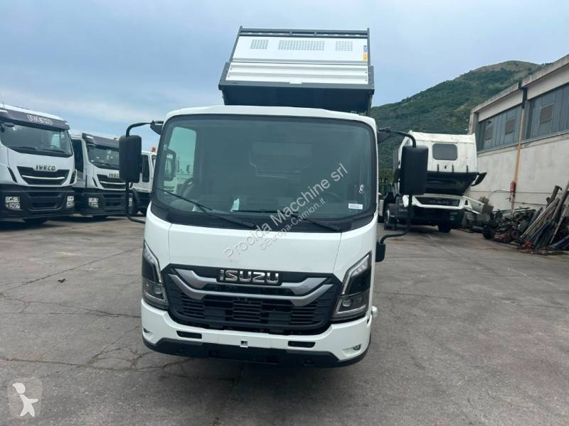 Kamion Isuzu