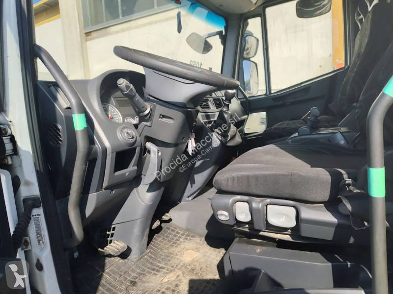 Kamion Iveco 100 E 18