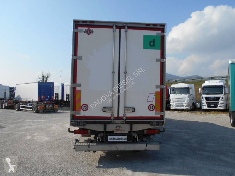 Kamion Iveco 260 S 36