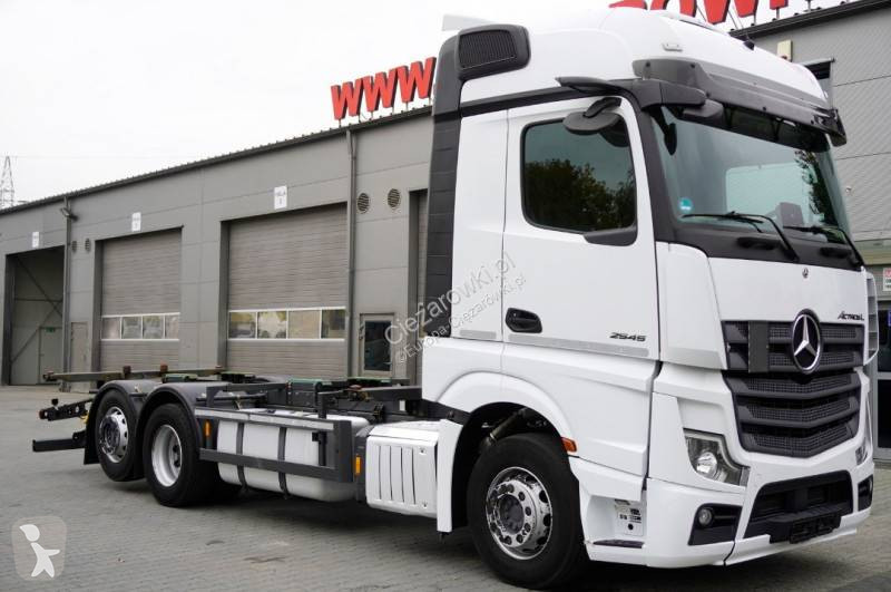 Kamion Mercedes 2545 L