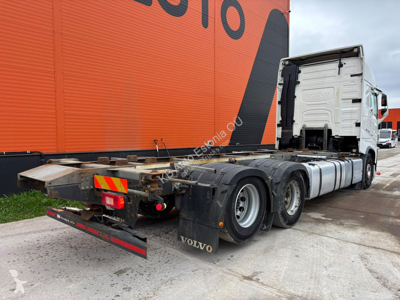 Kamion Volvo 540 6x2 CHASSIS L=7566 mm