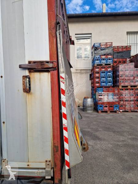 Mercedes 1017 truck