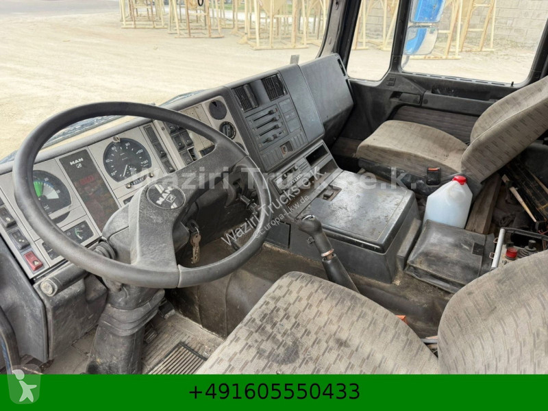MAN  truck