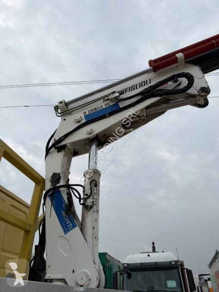 Lastbil Iveco 260E27