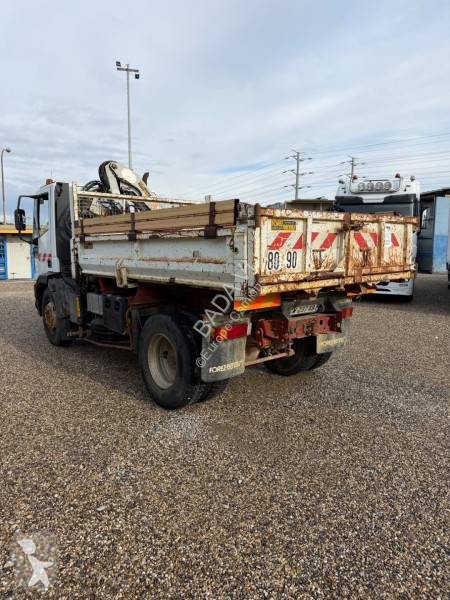 Iveco 150E18 truck