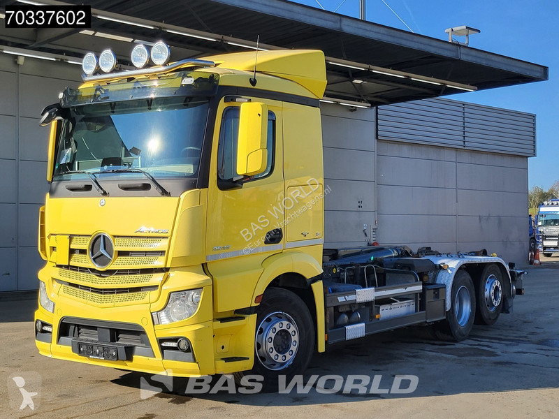 Vrachtwagen Mercedes 2543 6X2 Meiller RA 21 67...