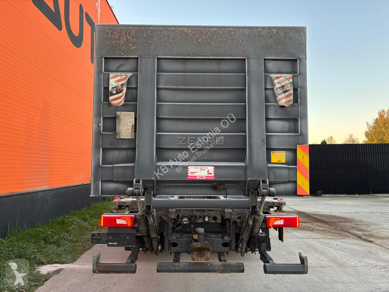Scania 450 6x2*4 ETADE truck