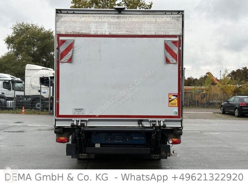 Mercedes 719...