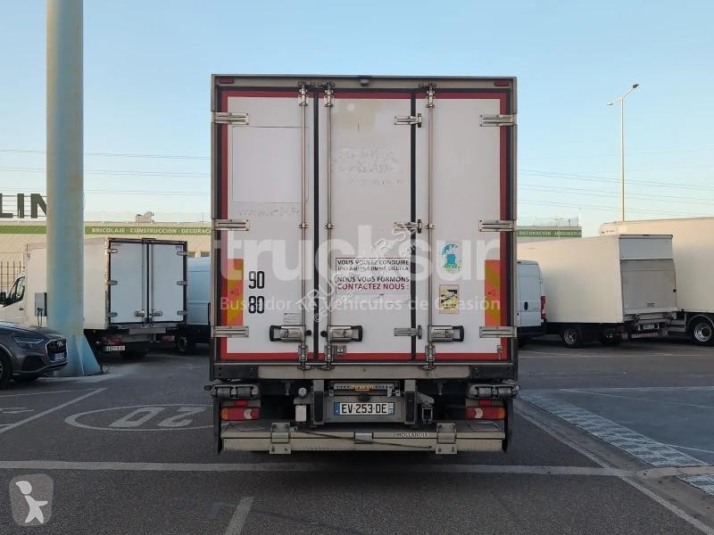 Vrachtwagen Renault D12.240