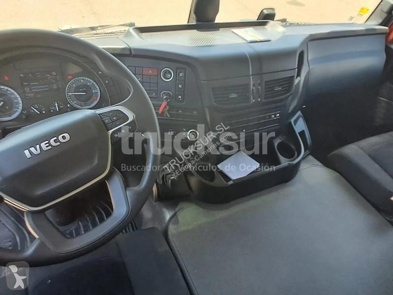 Iveco AD190E34S/P + THERMOKING T1000R truck