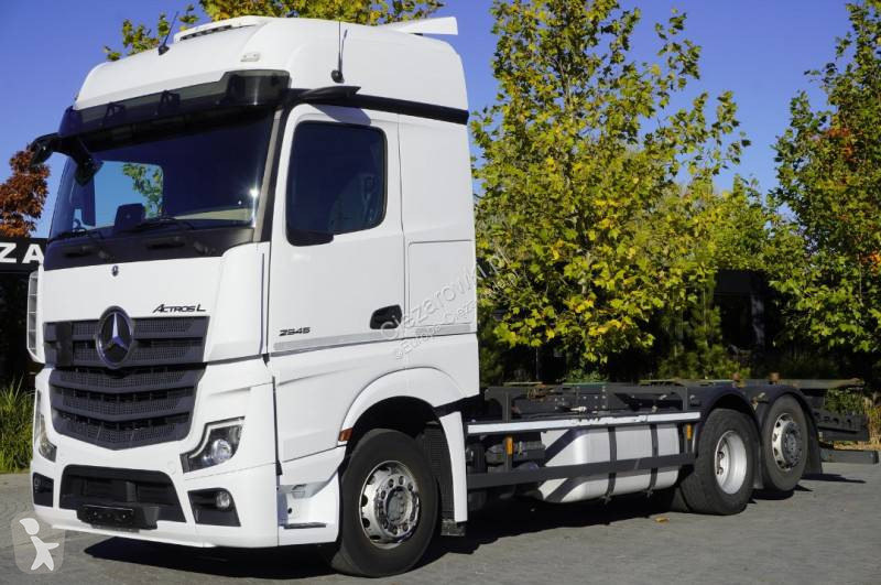 Kamion Mercedes 2545 L