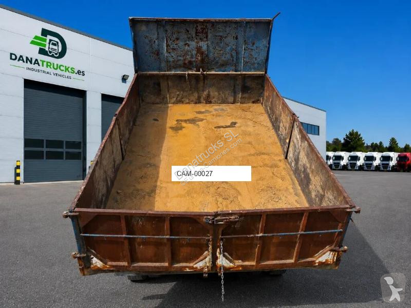 Nissan 5 Tm truck