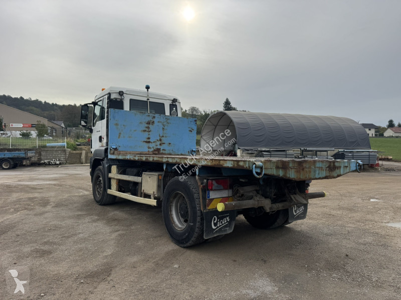 MAN  truck