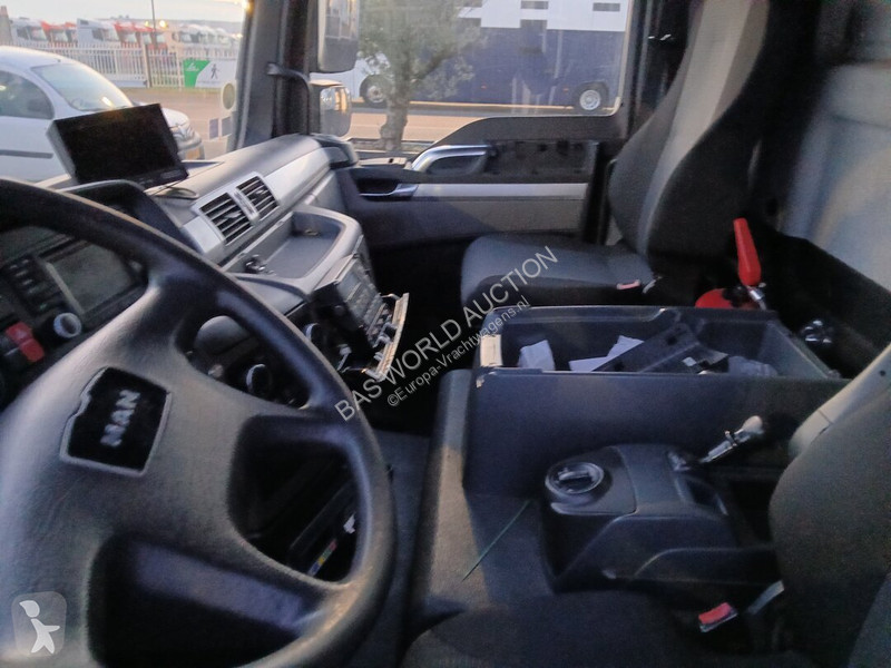 MAN 12.180 truck