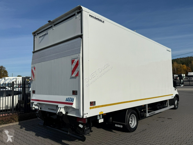 Kamion Iveco 72C18 Kontener HI-MATIC 15 Euro Palet