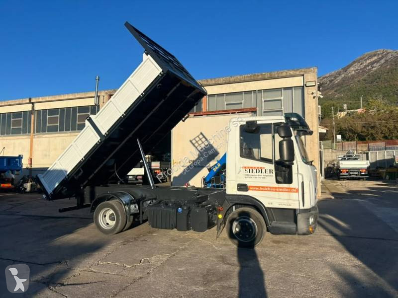 Kamion Iveco 80 E 22